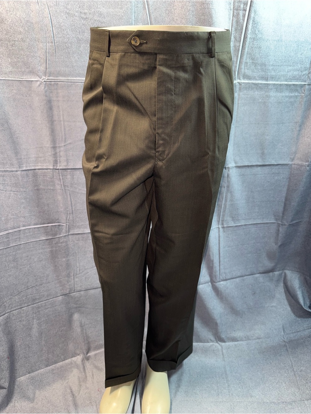 1680-bill blass Brown Pleated Dress Pants